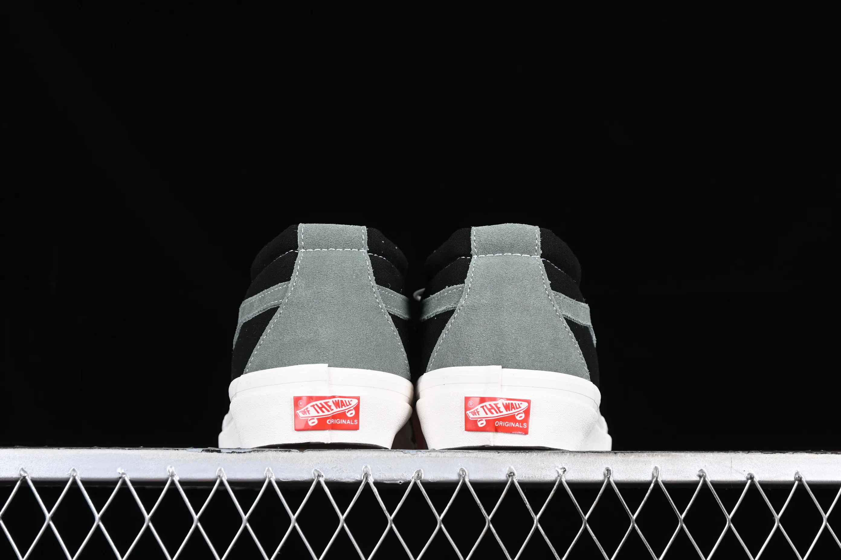 All categories Vans Vans series Vans Mid Vans China Vans Vault OG Sk8-Mid Lx Vans mid-top casual sneakers VN0A4BVCBY1